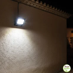 Best Terre Jardin Projecteur LED extérieur 10 W IP65 800 lm blanc chaud compact et écoénergétique